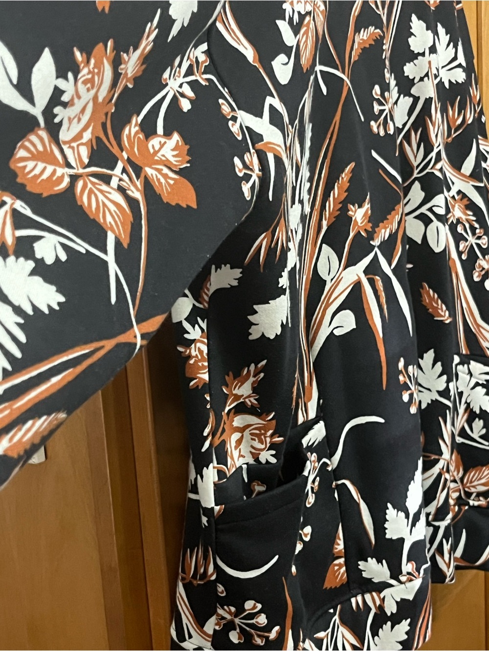 Columbia Black Botanical Leaf Print Cowl Funnel Neck Pullover 2X - Picture 4 of 12